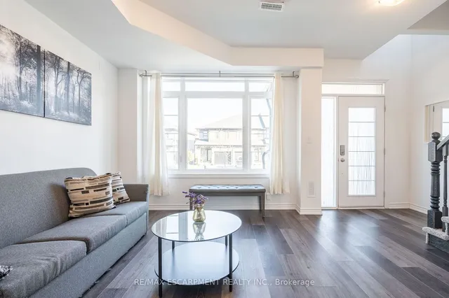 Additional image 7 of 61 Soho St Unit 68