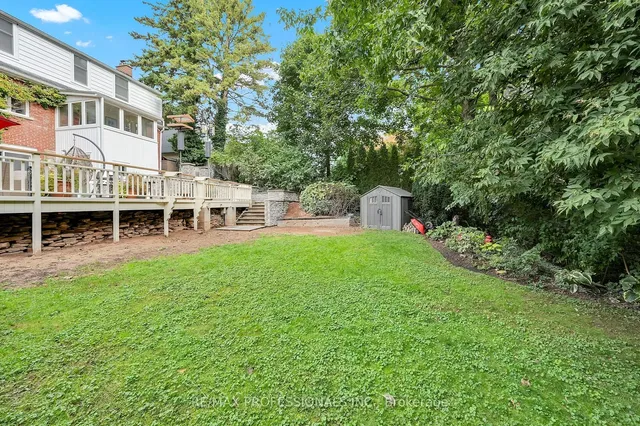 Additional image 38 of 80 Townsend Ave