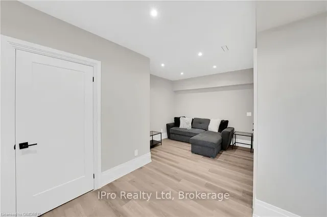 Additional image 33 of 3232 GUELPH Line