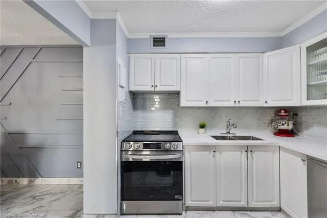 Additional image 15 of 975 Warwick Crt Unit 1107