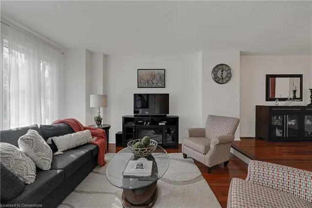 Additional image 5 of 128 Edgewater Dr