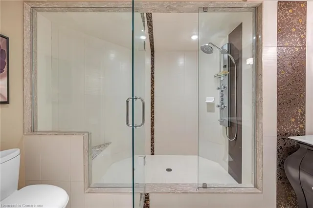 Additional image 42 of 15 Silver Maple Dr