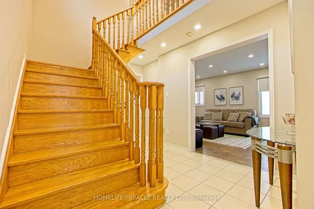 Additional image 5 of 157 Cinrickbar Dr