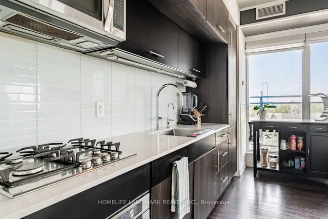 Additional image 6 of 205 Manning Ave Unit 415