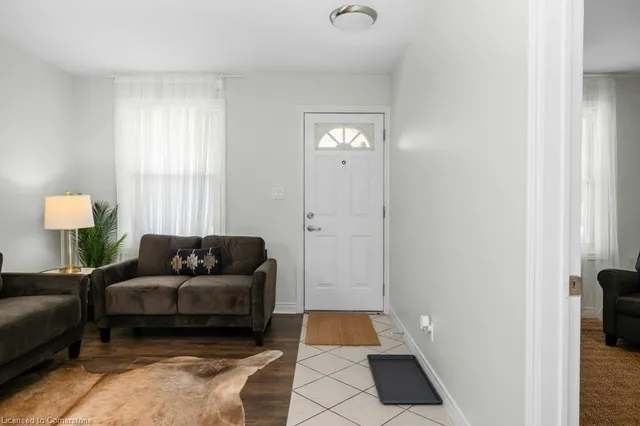 Additional image 5 of 536 John St