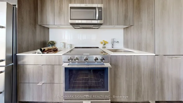 Additional image 10 of 20 Inn on the park Dr Unit 1931