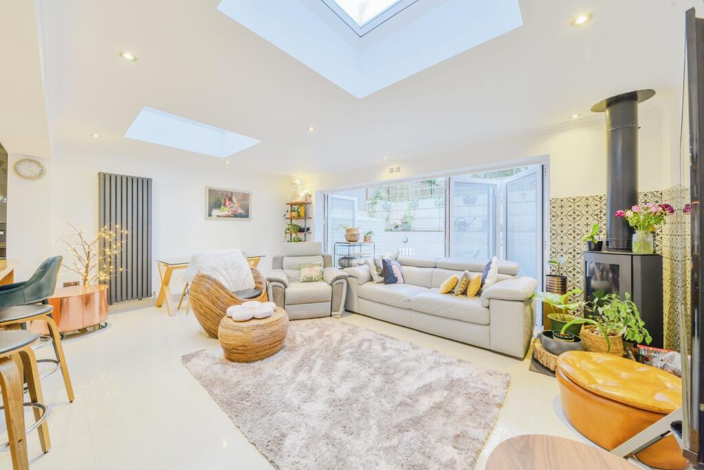 Additional image 9 of Mayfield, Welwyn Garden City, AL8