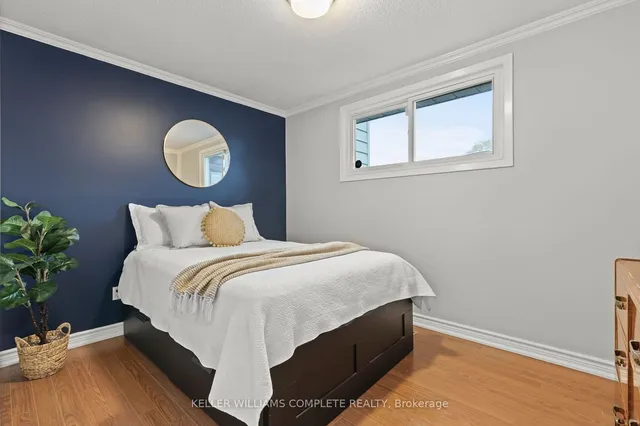 Additional image 19 of 38 BRETT Crt