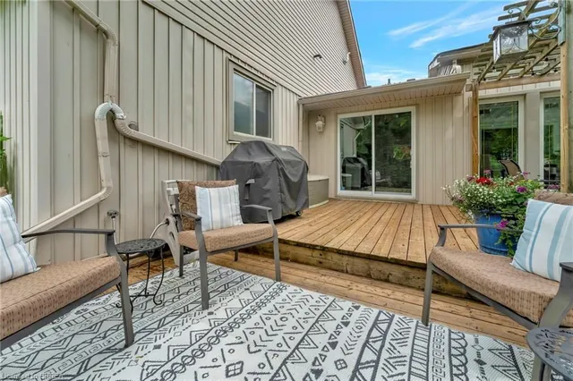 Additional image 28 of 3976 Powerline Rd