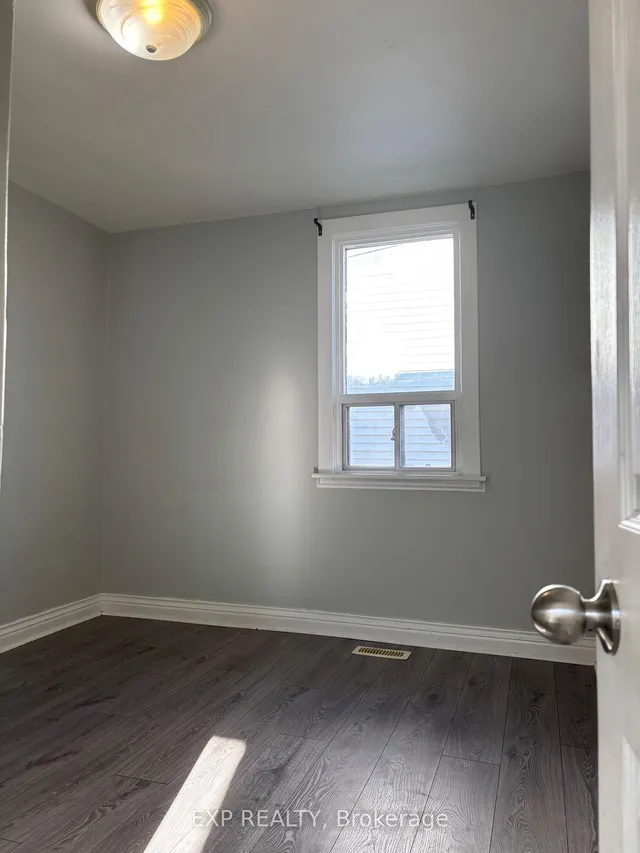 Additional image 9 of 46 Delena Ave