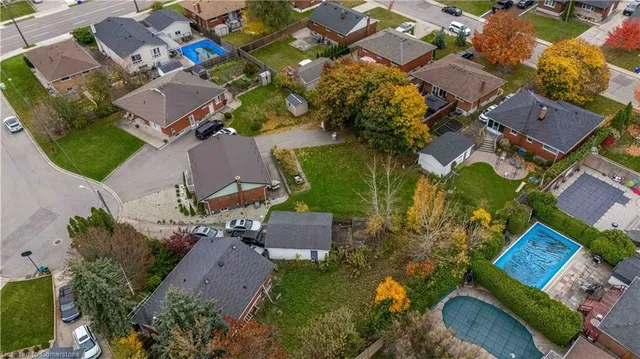 Additional image 47 of 10 Salmond Crt