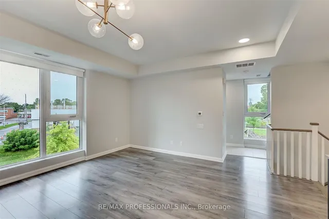 Additional image 20 of 10 Brin Dr Unit TH3