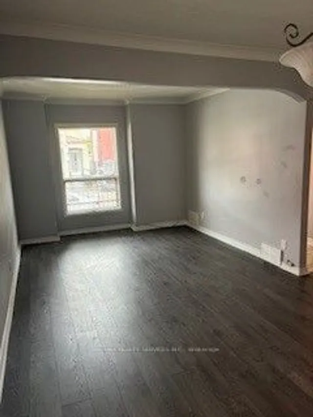 Additional image 3 of 14 Clinton St