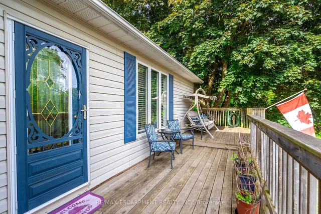 Additional image 30 of 956 Lynden Rd