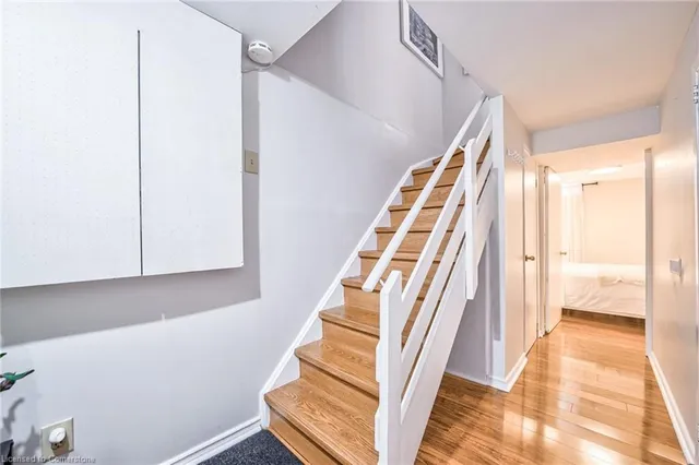 Additional image 30 of 20 Scarfair Ptway