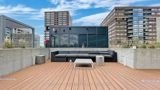 Additional image 40 of 32 Davenport Rd Unit 1107