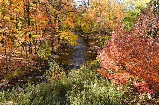 Additional image 12 of 3000 Creekside Dr Unit 604