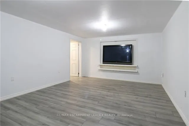 Additional image 36 of 298 SECOND Rd