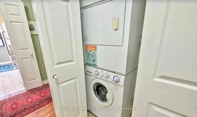 Additional image 10 of 71 Simcoe St Unit 705