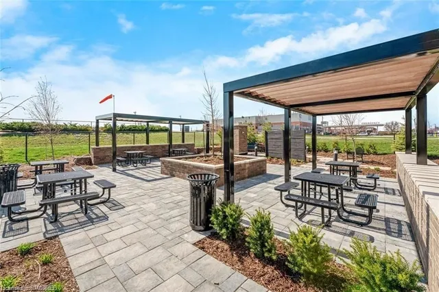 Additional image 14 of 610 Farmstead Dr Unit 628