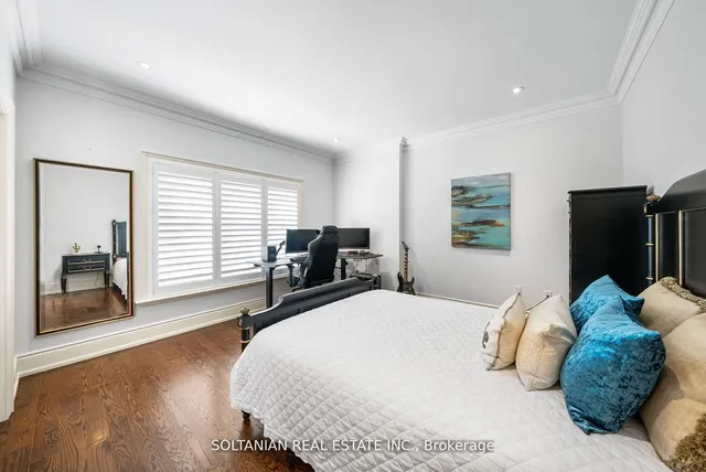 Additional image 27 of 176 Empress Ave