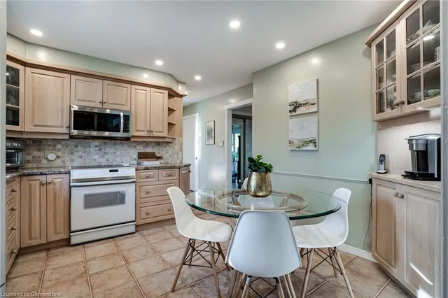 Additional image 13 of 25 Terrace Dr