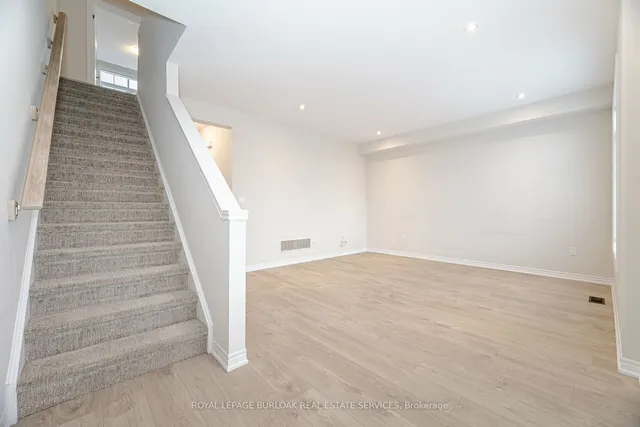 Additional image 22 of 288 Glover Rd Unit 9