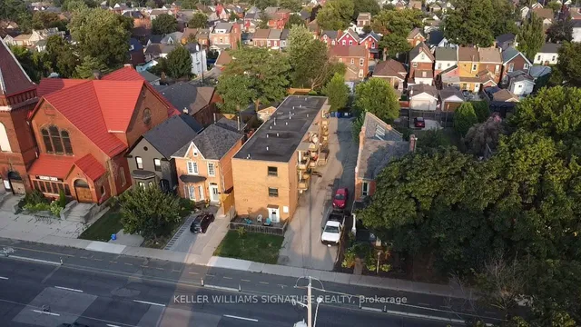 Additional image 10 of 122 Victoria Ave