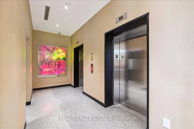 Additional image 2 of 2720 Dundas St Unit 201