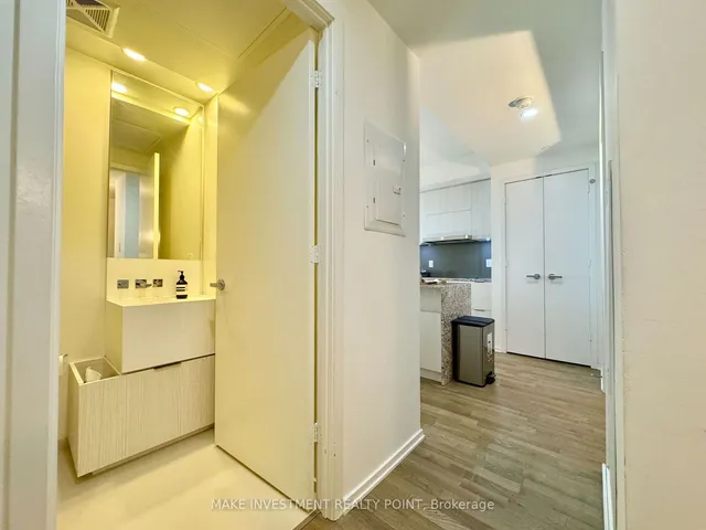 Additional image 3 of 1 Bloor St Unit 6307