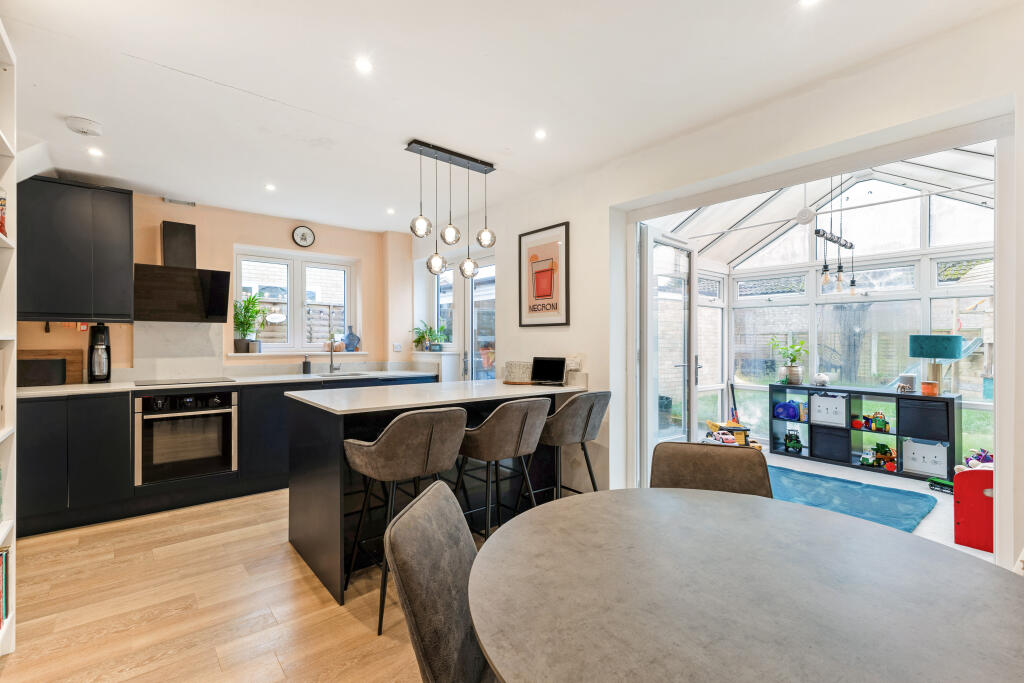 Additional image 5 of Alzey Gardens, HARPENDEN, AL5