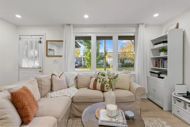 Additional image 9 of 404 Tragina Ave