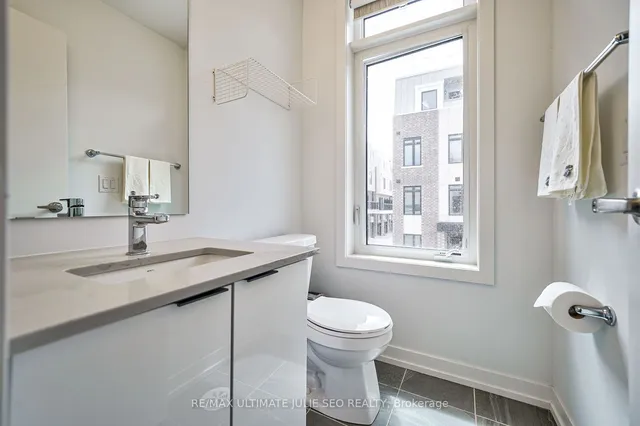 Additional image 21 of 27 SPRUCE PINES Cres