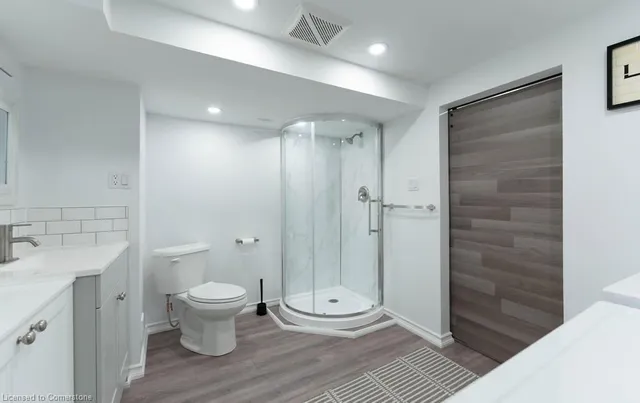 Additional image 16 of 30 Larch St