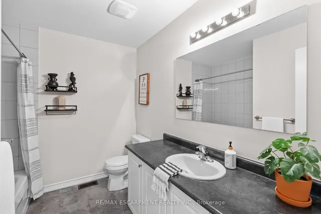 Additional image 26 of 7 Savage Dr