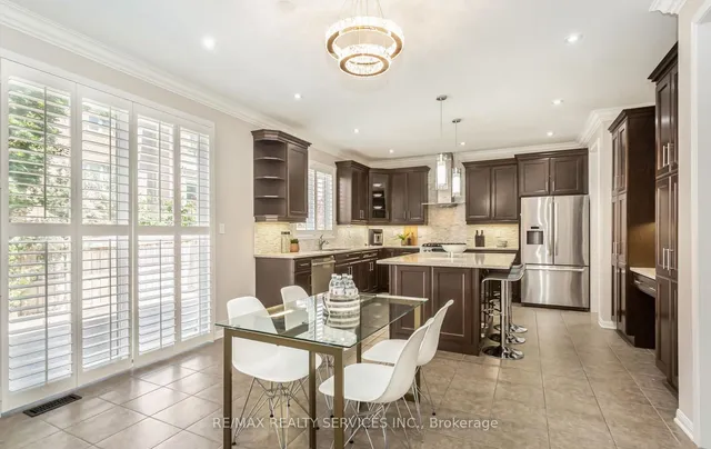 Additional image 10 of 409 Coombs Crt