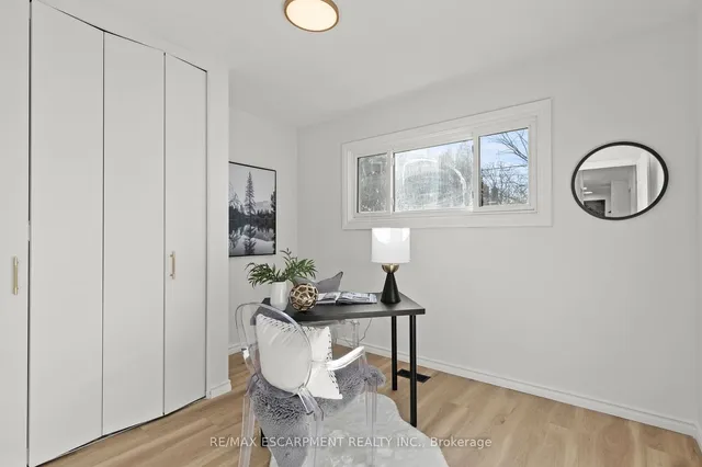 Additional image 19 of 20 Burfield Ave