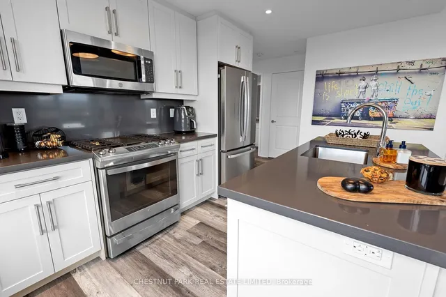 Additional image 5 of 2007 James St Unit 1502