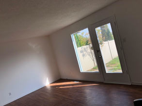 Additional image 2 of 129 Abbottsfield Rd NW