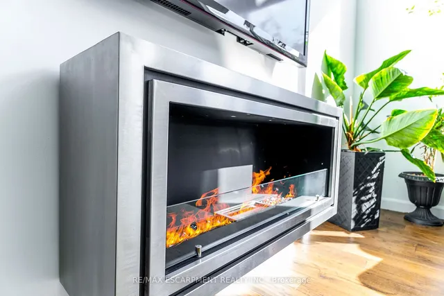 Additional image 11 of 528 Jones Rd