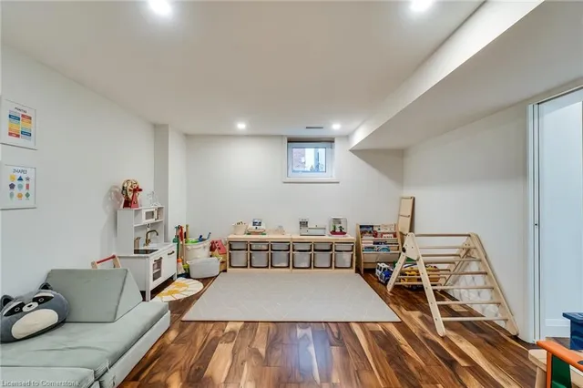 Additional image 37 of 685 Iroquois Ave