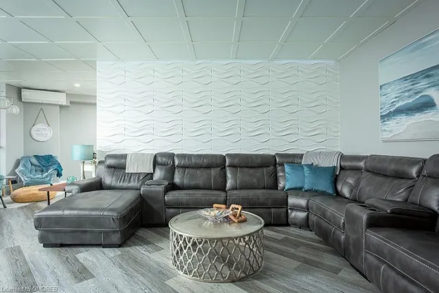 Additional image 6 of 5250 Lakeshore Rd Unit 1504