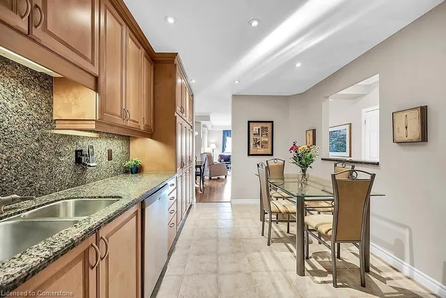 Additional image 8 of 3000 Creekside Dr Unit 601