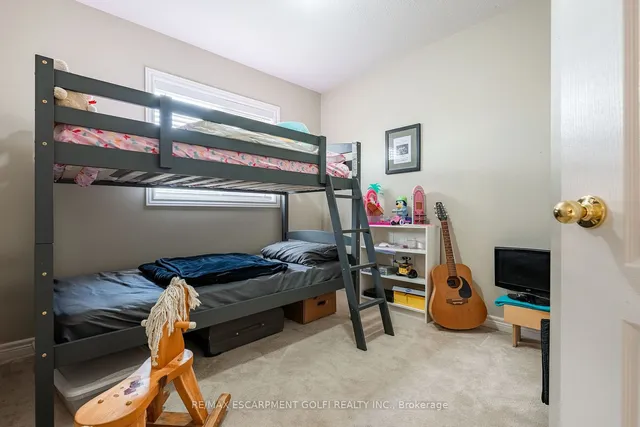 Additional image 24 of 7 Northampton Blvd