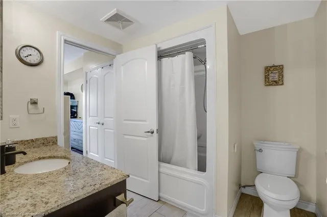 Additional image 16 of 886 Golf Links Rd Unit 104