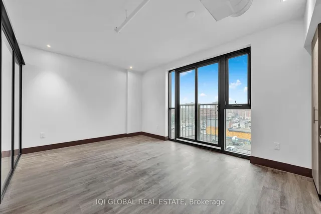 Additional image 8 of 121 King St Unit 404