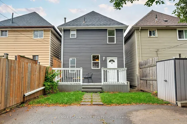 Additional image 32 of 22 Francis St