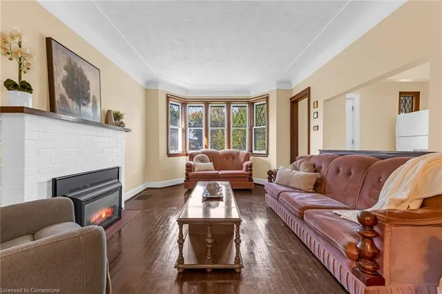 Additional image 12 of 155 Walter Ave