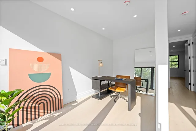 Additional image 24 of 112 Givins St