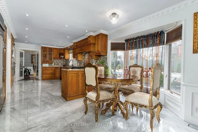 Additional image 13 of 28 STONEGATE Dr